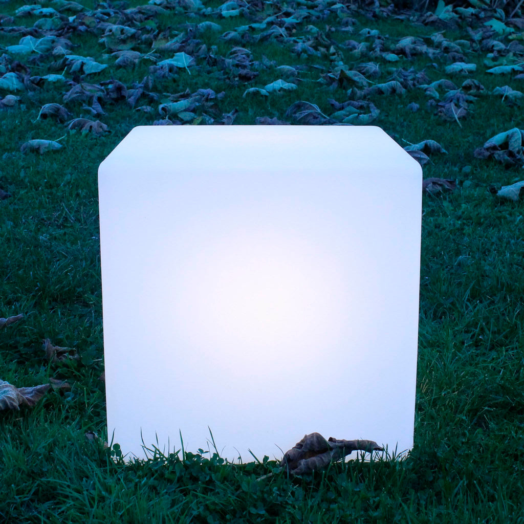 One Foot Taller Cube Lit Table Outdoor