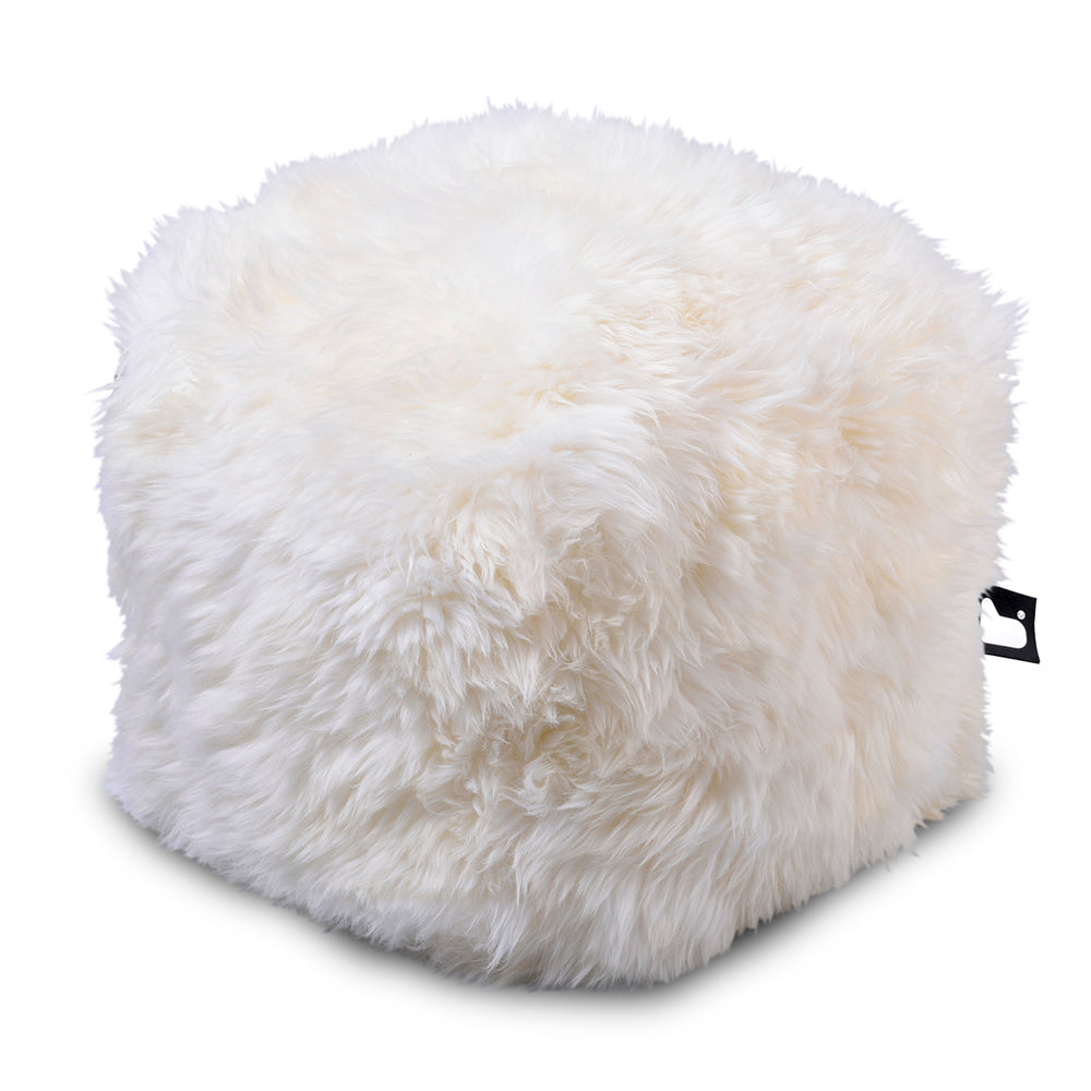 White fluffy outlet pouf